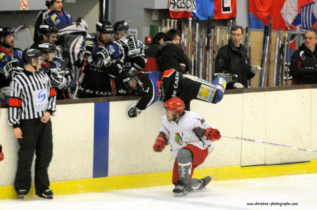 Caen  9 - 6 Cergy-Pontoise
