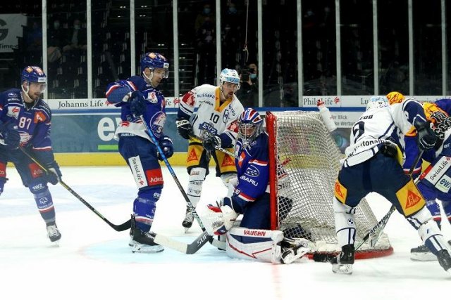 Photo hockey match Zürich - Zug le 22/10/2020