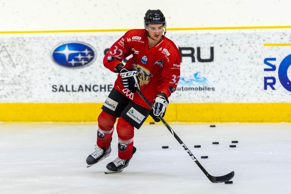 Chamonix  3 - 7 Amiens 