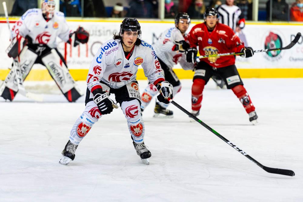 Chamonix  3 - 7 Amiens 
