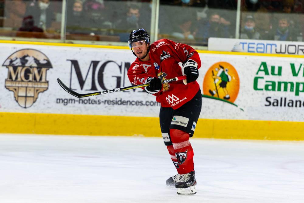 Chamonix  3 - 7 Amiens 