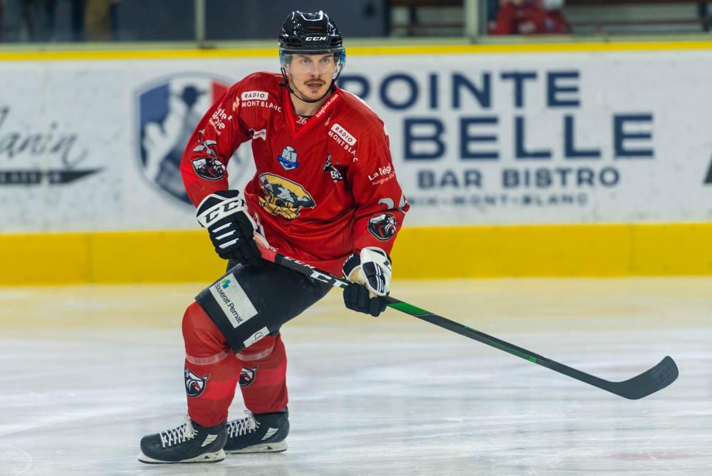 Chamonix  3 - 7 Amiens 