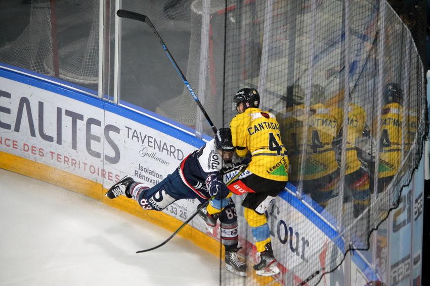 Angers  2 - 5 Rouen