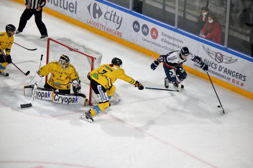 Angers  2 - 5 Rouen
