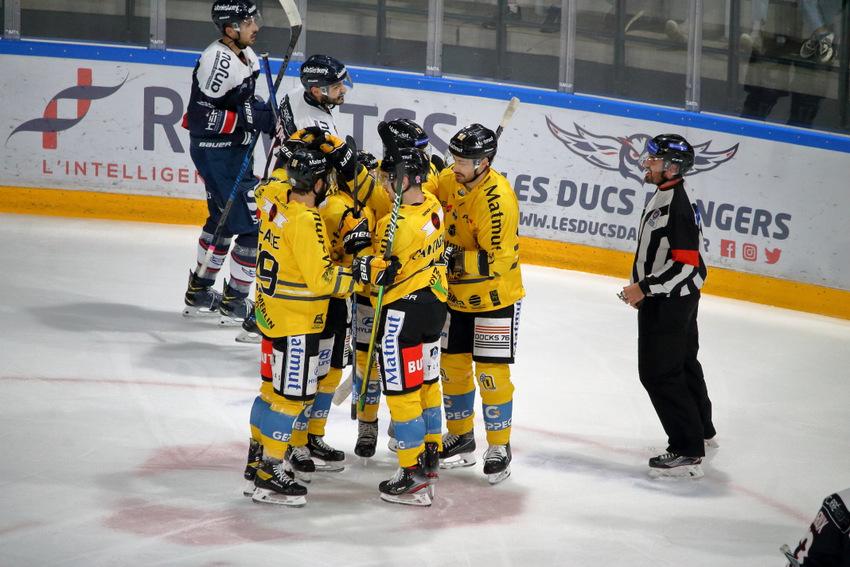 Angers  2 - 5 Rouen