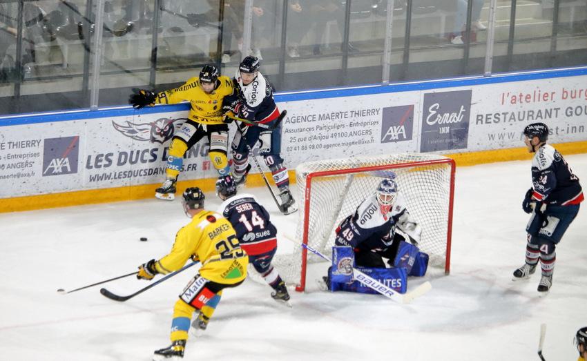 Angers  2 - 5 Rouen