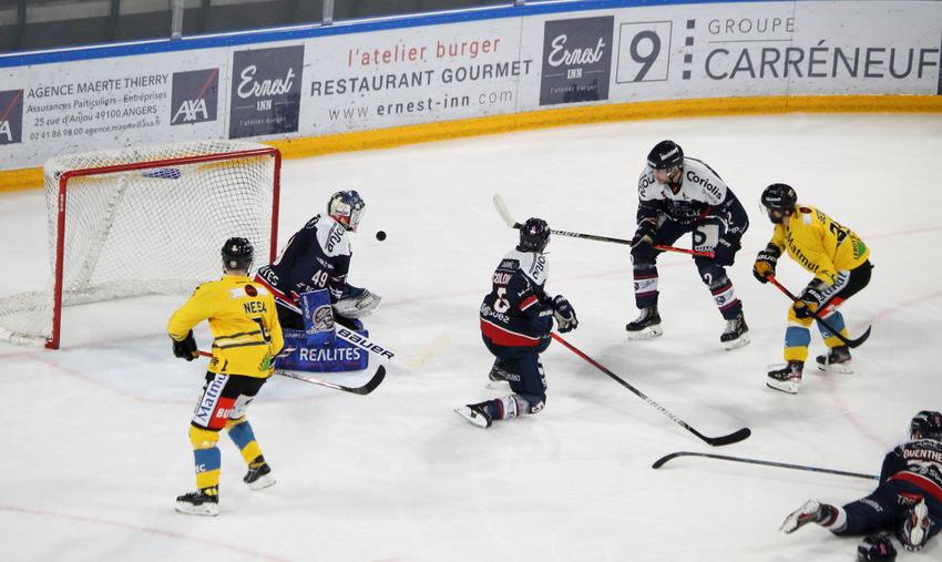 Angers  2 - 5 Rouen