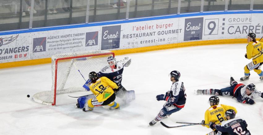 Angers  2 - 5 Rouen