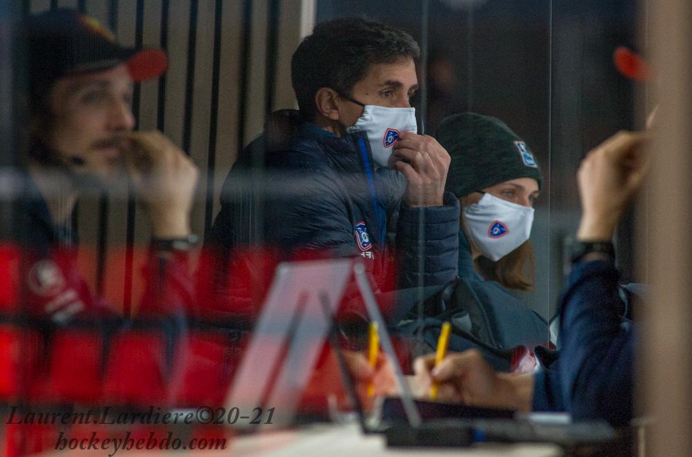 Grenoble reprend par un match amical — Reportage