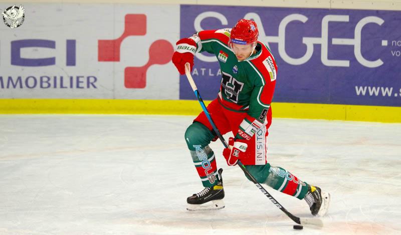 Anglet 1 - 4 Nice