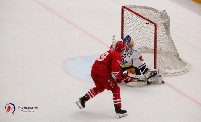 Photo hockey match Lausanne - Zug le 16/12/2020