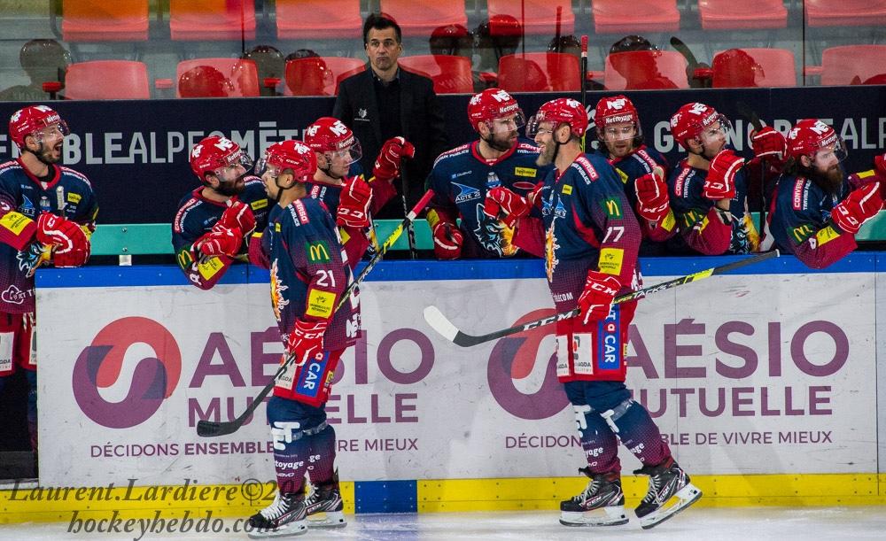 Amical : Grenoble - Chamonix — Reportage