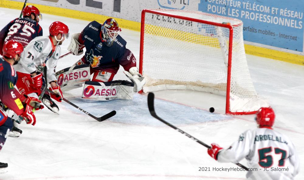 Grenoble  4 - 3 Cergy-Pontoise