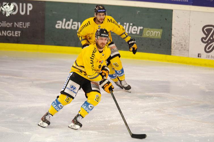 Anglet 0 - 7 Rouen