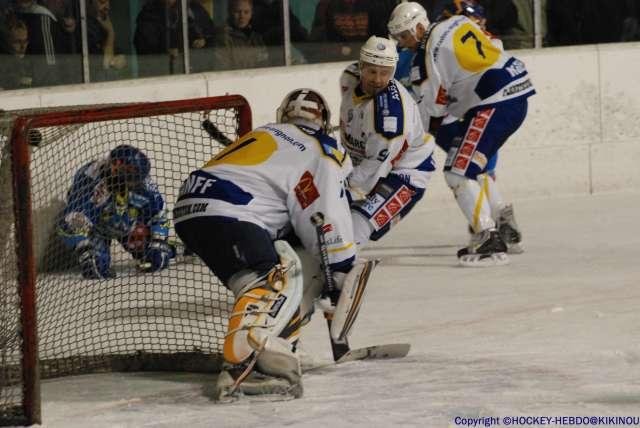 Photo hockey match Gap  - Avignon le 18/04/2009