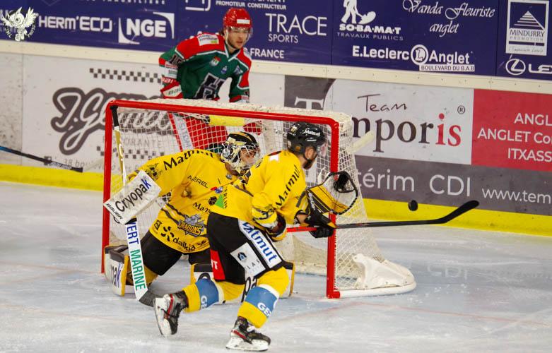 Anglet 1 - 5 Rouen