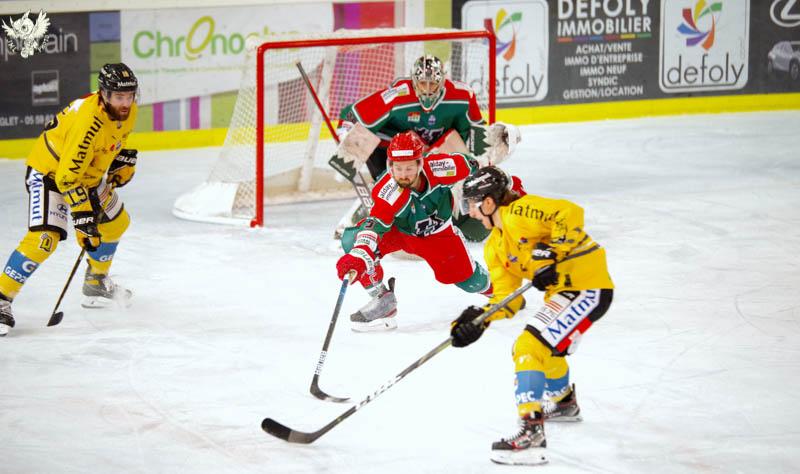 Anglet 1 - 5 Rouen