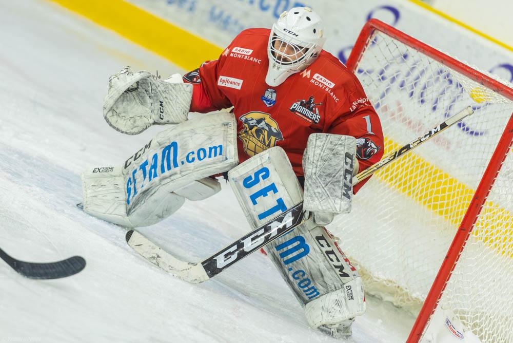 Chamonix  5 - 0 Briançon 