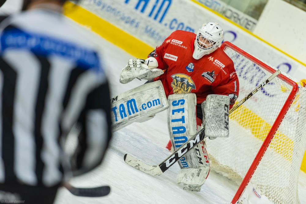 Chamonix  5 - 0 Briançon 