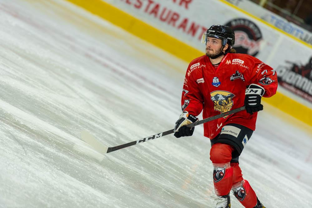 Chamonix  5 - 0 Briançon 