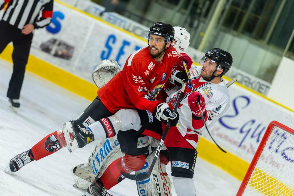 Chamonix  5 - 0 Briançon 