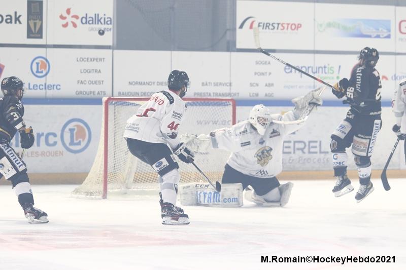 Rouen 9 - 2 Chamonix 