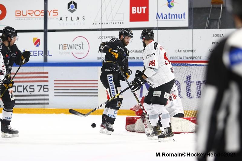 Rouen 9 - 2 Chamonix 
