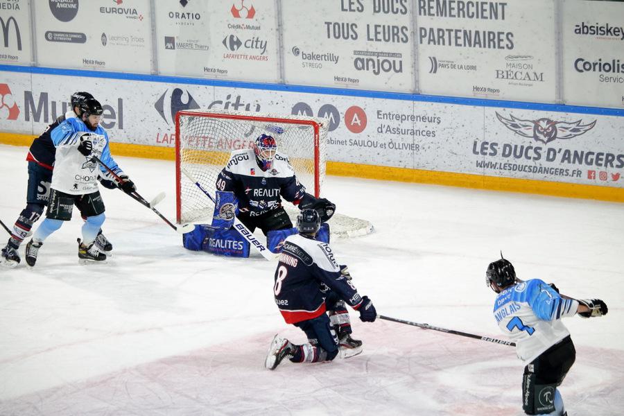 Angers  4 - 5 Gap 