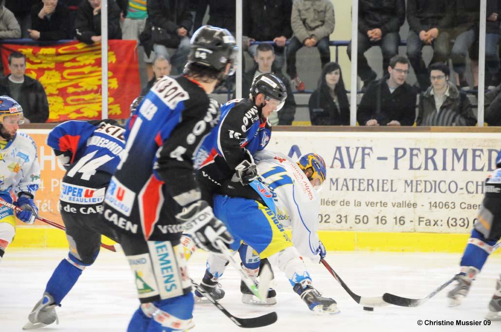 Caen  3 - 4 Gap 