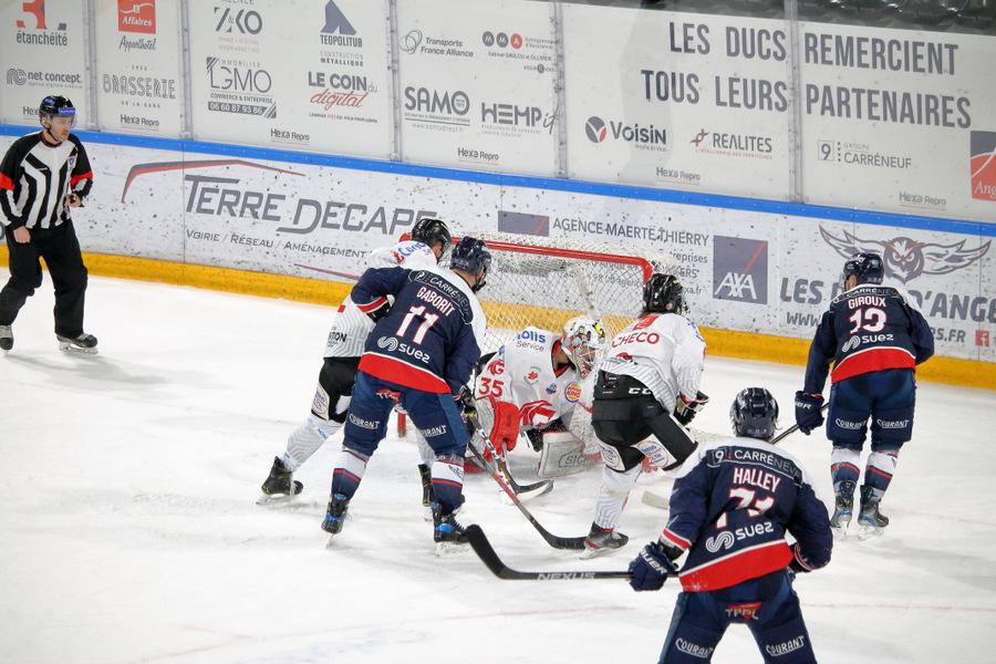 Angers  3 - 2 Amiens 