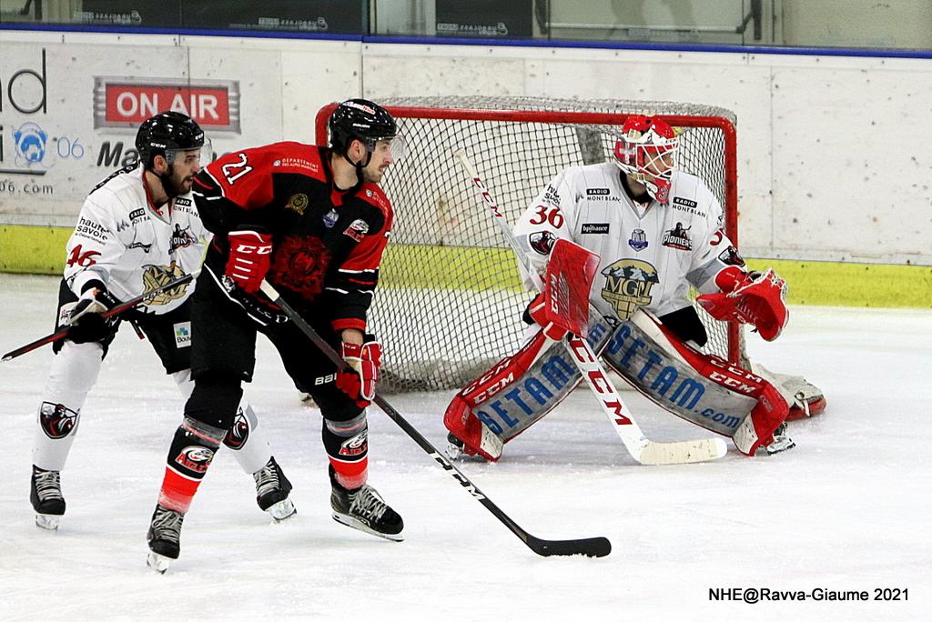 Nice 1 - 5 Chamonix 
