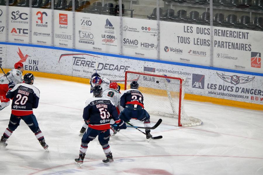 Angers  4 - 3 Cergy-Pontoise