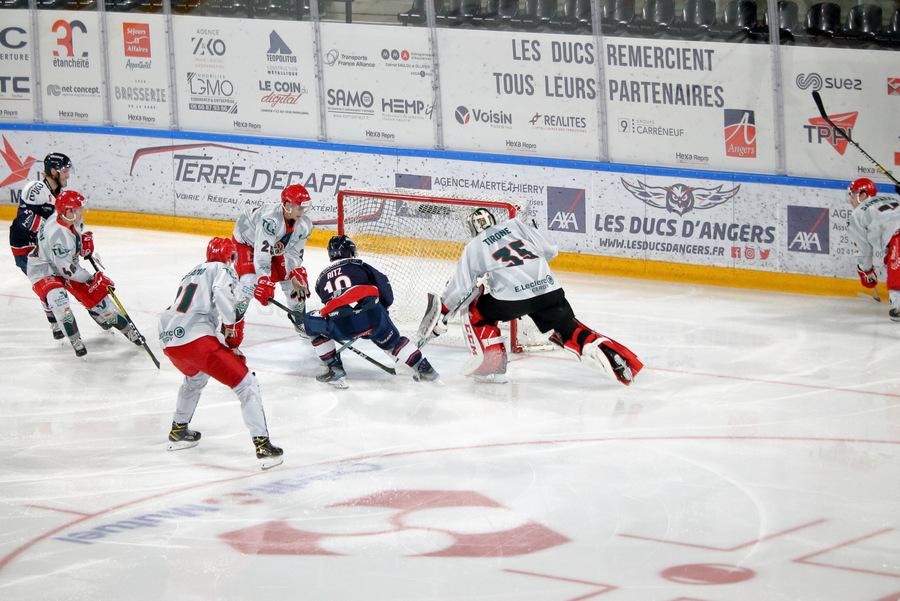 Angers  4 - 3 Cergy-Pontoise