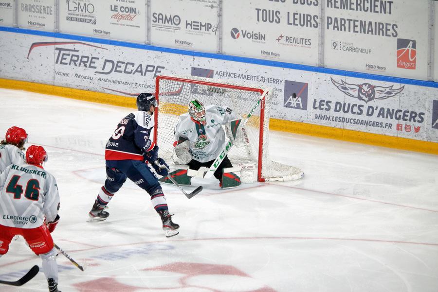 Angers  4 - 3 Cergy-Pontoise