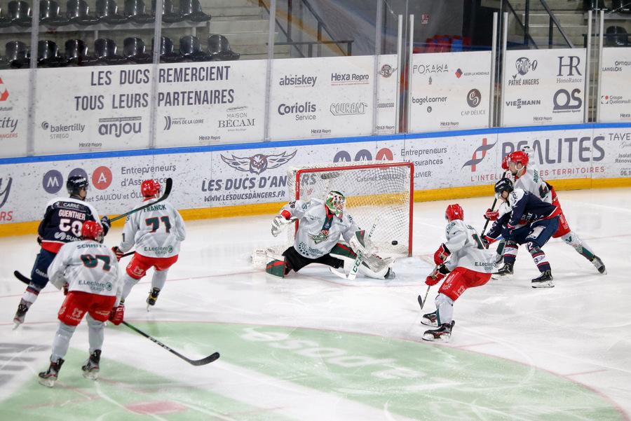 Angers  4 - 3 Cergy-Pontoise