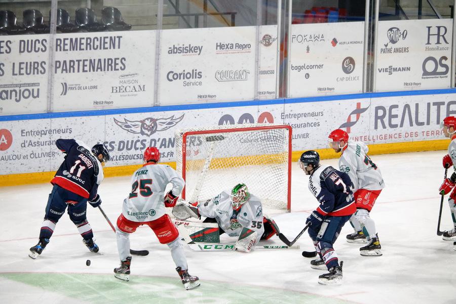 Angers  4 - 3 Cergy-Pontoise