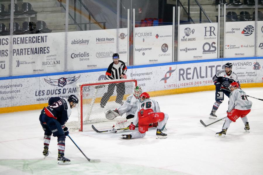 Angers  4 - 3 Cergy-Pontoise