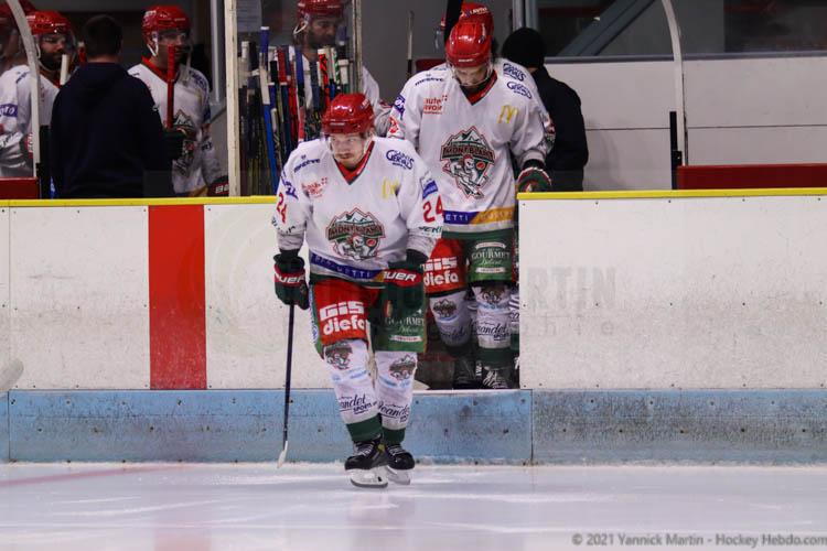 Clermont-Ferrand 3 - 2 Mont-Blanc