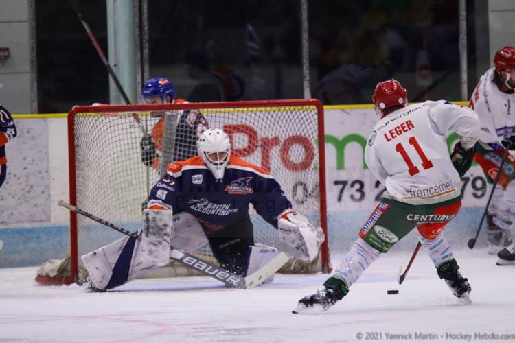 Clermont-Ferrand 3 - 2 Mont-Blanc