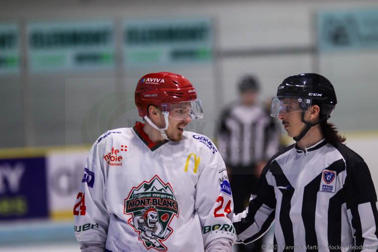 Clermont-Ferrand 3 - 2 Mont-Blanc