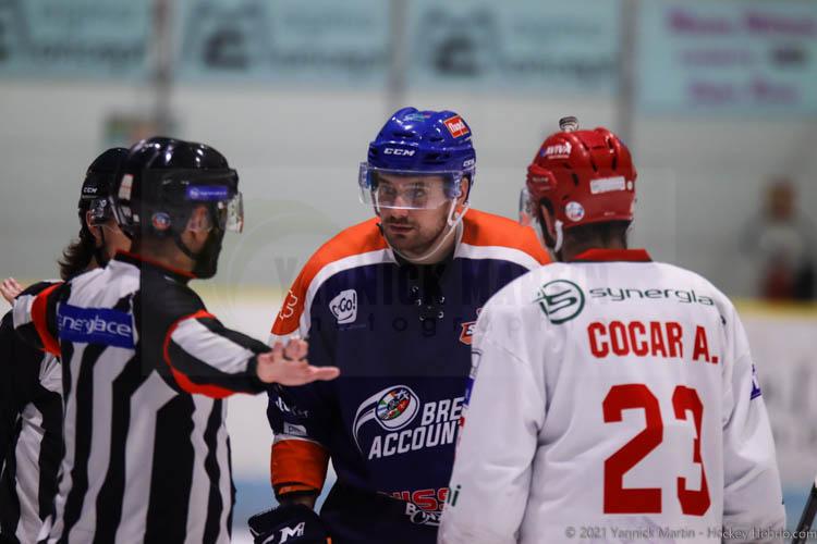 Clermont-Ferrand 3 - 2 Mont-Blanc