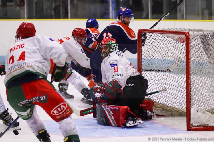 Clermont-Ferrand 3 - 2 Mont-Blanc