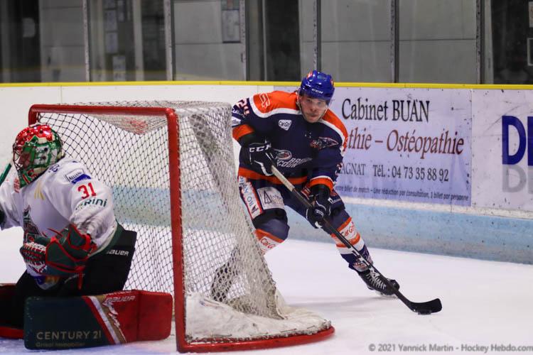 Clermont-Ferrand 3 - 2 Mont-Blanc