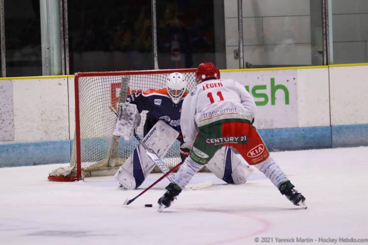 Clermont-Ferrand 3 - 2 Mont-Blanc