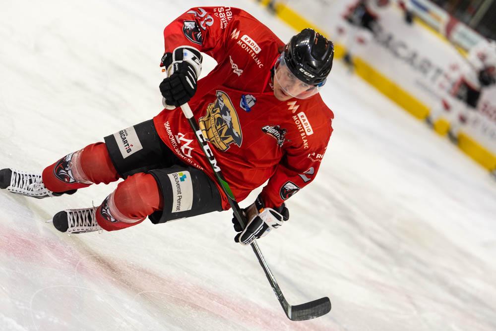 Chamonix  0 - 4 Mulhouse