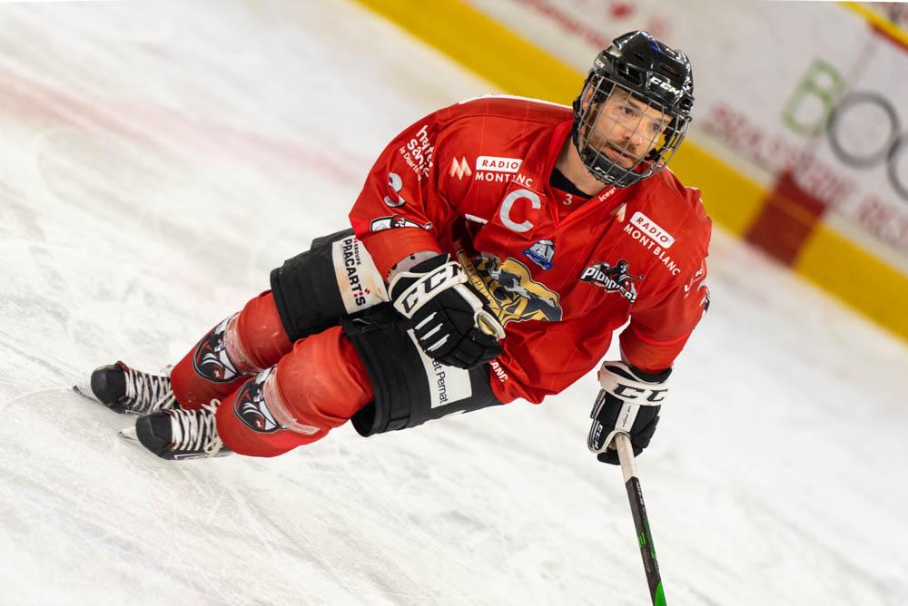 Chamonix  0 - 4 Mulhouse