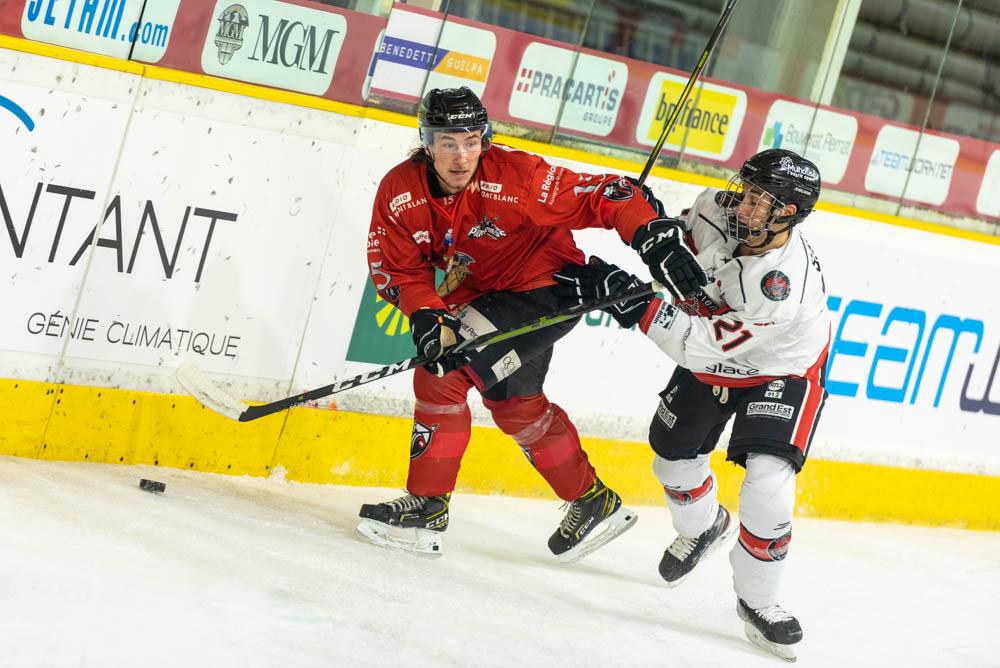 Chamonix  0 - 4 Mulhouse