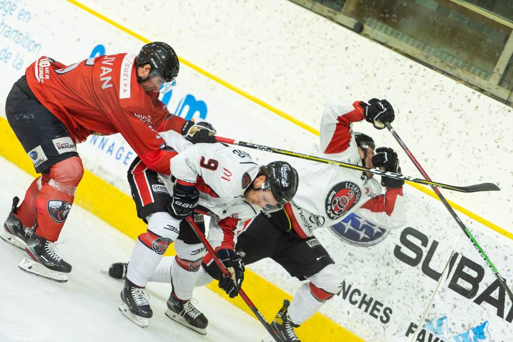 Chamonix  0 - 4 Mulhouse