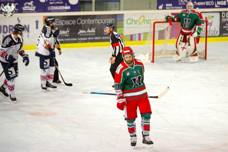 Anglet 3 - 10 Angers 