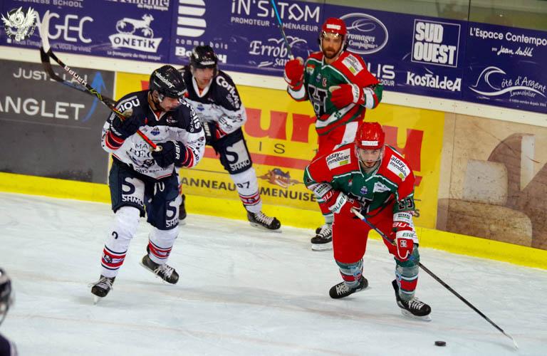 Anglet 3 - 10 Angers 
